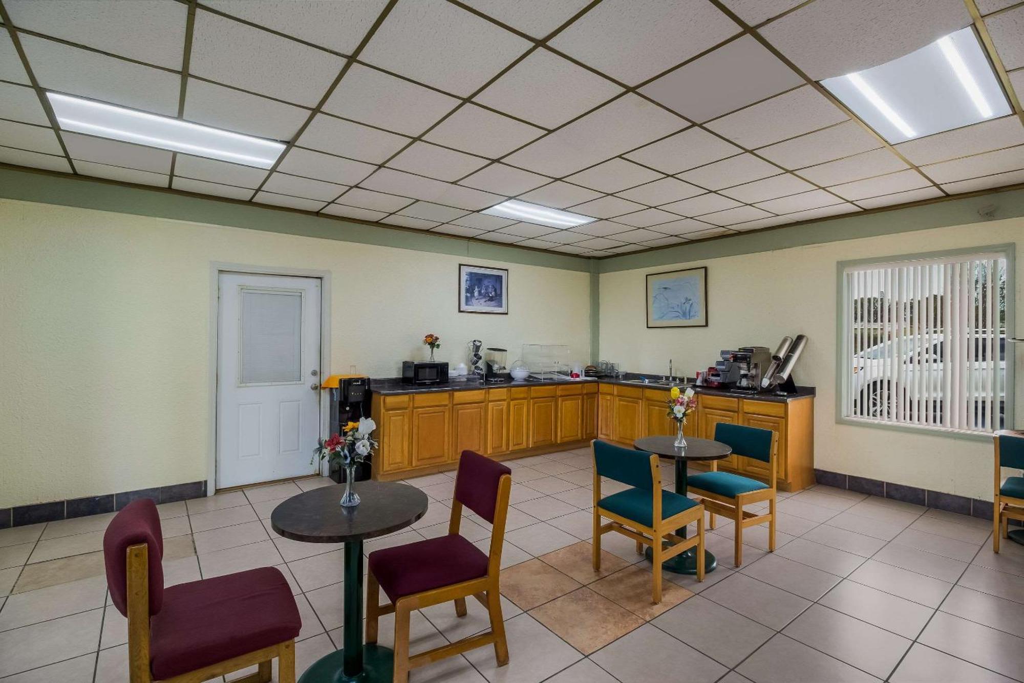 Rodeway Inn Conference Center ボーモント エクステリア 写真