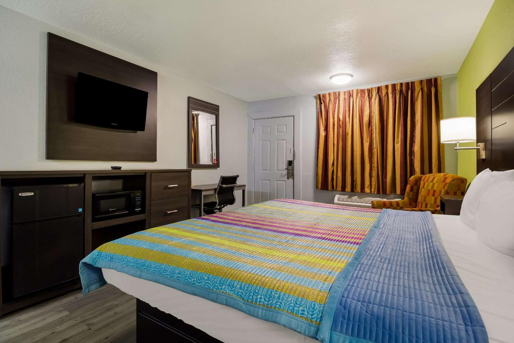 Rodeway Inn Conference Center ボーモント エクステリア 写真
