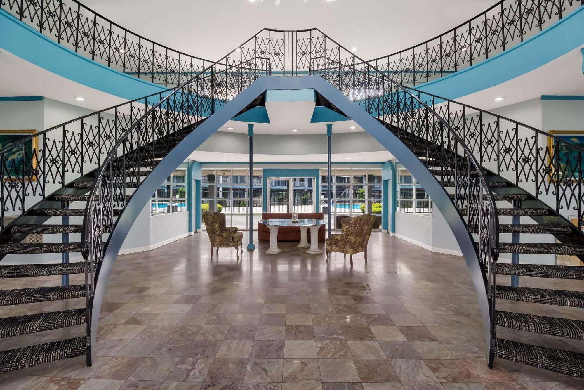 Rodeway Inn Conference Center ボーモント エクステリア 写真