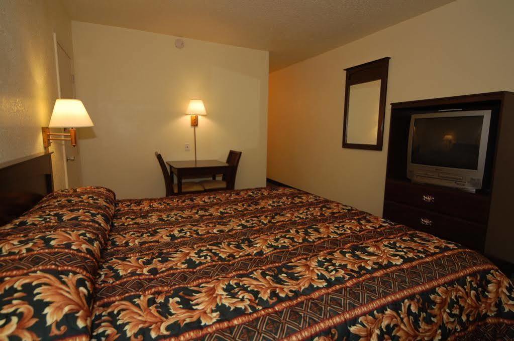 Rodeway Inn Conference Center ボーモント エクステリア 写真