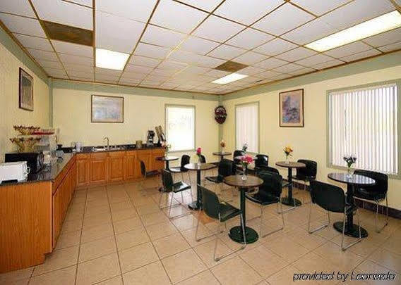 Rodeway Inn Conference Center ボーモント エクステリア 写真