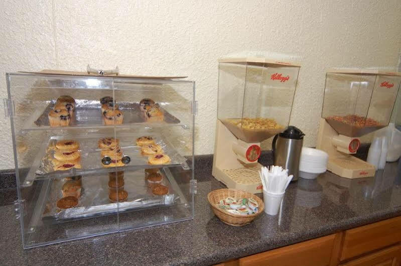 Rodeway Inn Conference Center ボーモント エクステリア 写真